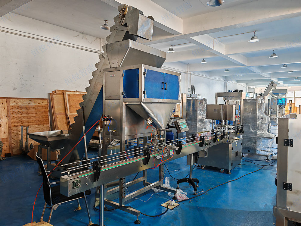 小型顆粒罐裝機.jpg 小型顆粒罐裝機.jpg